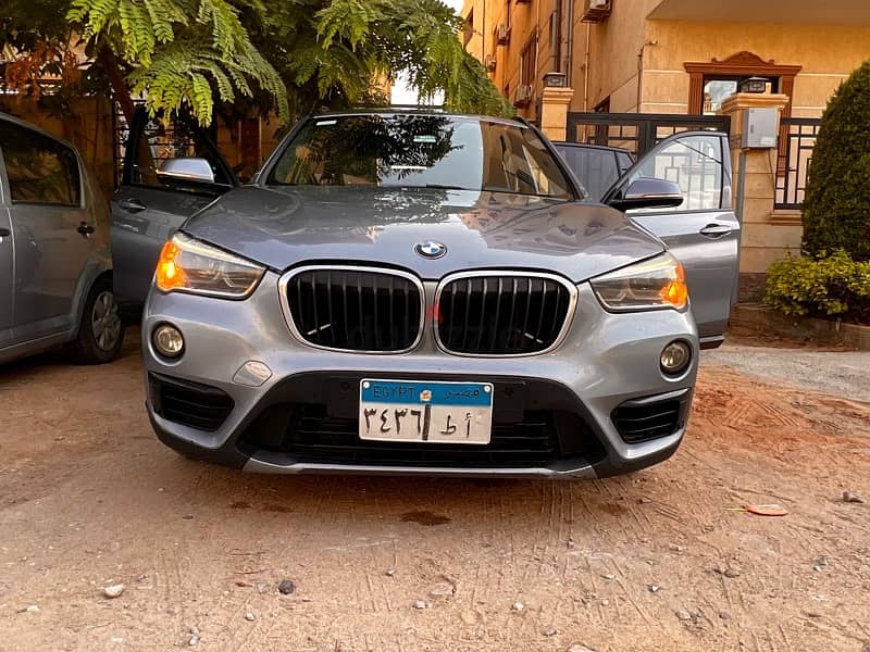 BMW X1 2019 فابريكا بالكامل 12