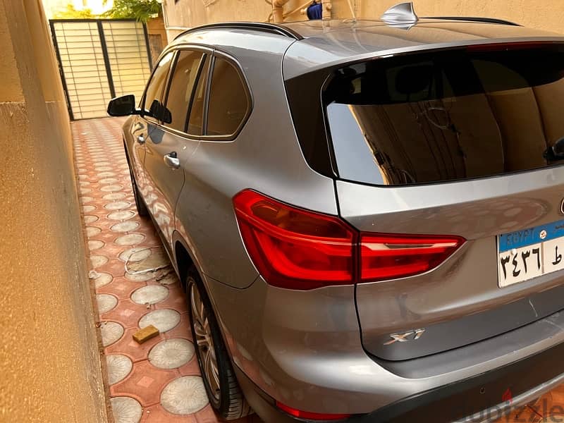 BMW X1 2019 فابريكا بالكامل 17