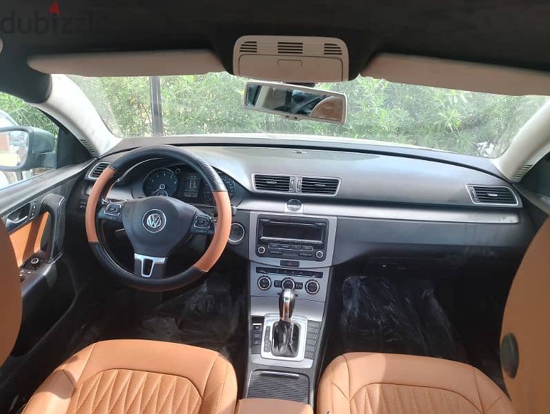 Volkswagen Passat 2012 1