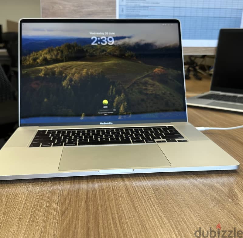 MacBook Pro 16 Inch 2019 11