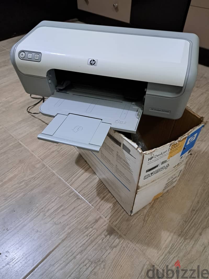 طابعه hp deskjet D2360 1