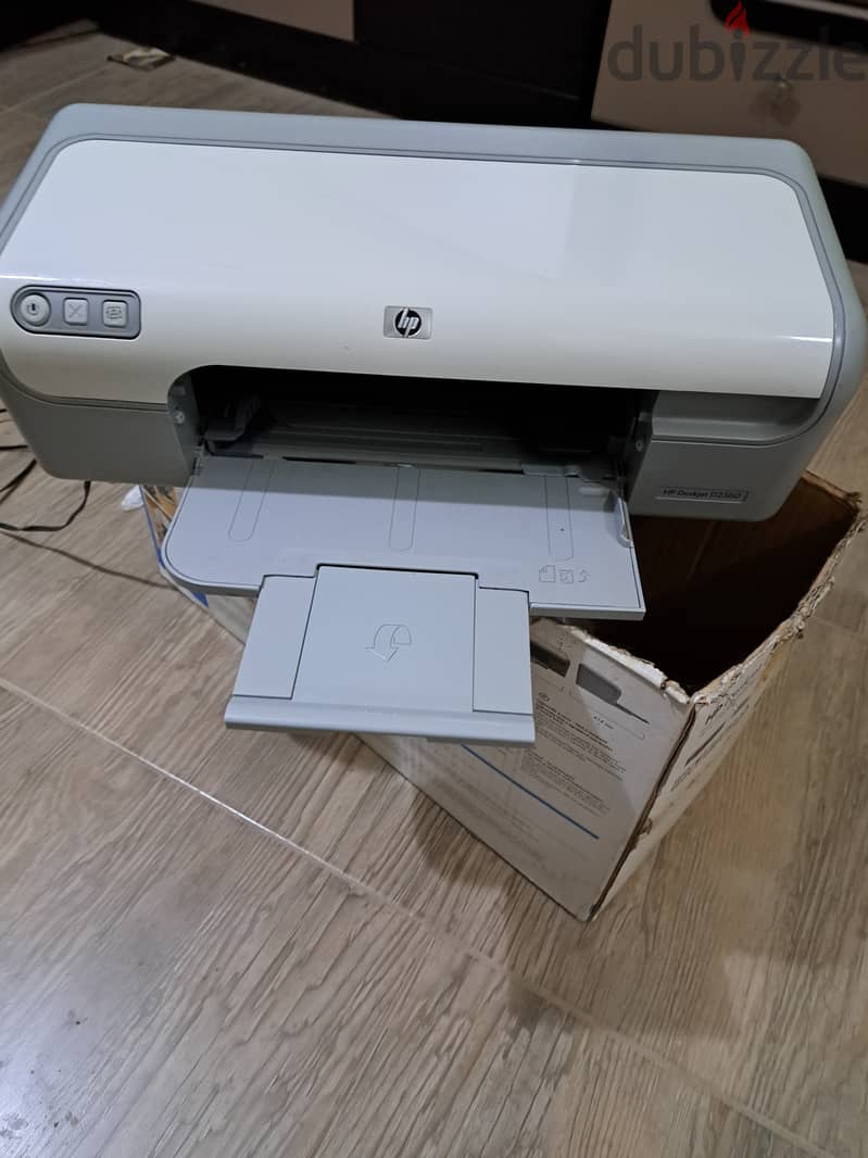 طابعه hp deskjet D2360 4