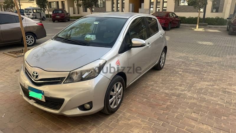 Toyota Yaris 2013 تويوتا ياريس أعلى فئة 7