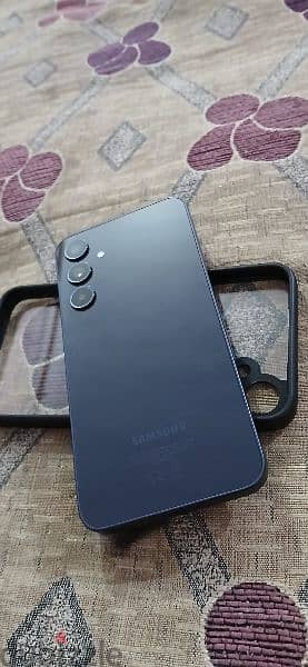 SAMSUNG A35 سامسونج