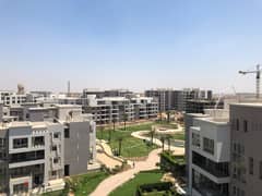 2 Bedrooms Ground Apartment in CFC New Cairo 0