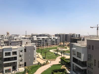 2 Bedrooms Ground Apartment in CFC New Cairo