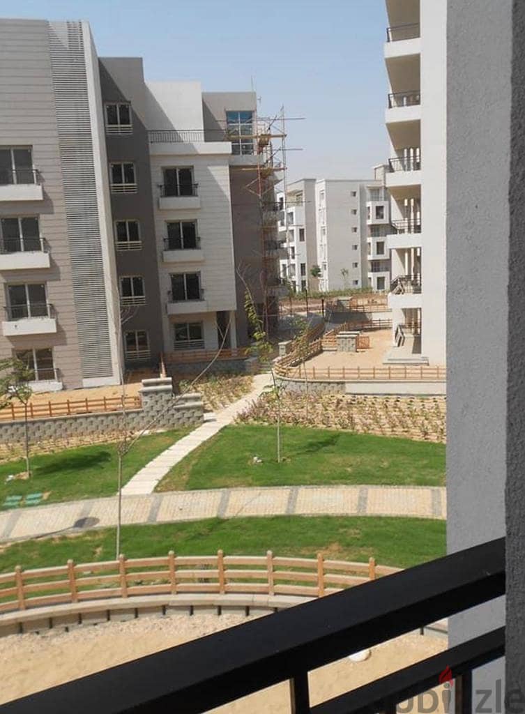 2 Bedrooms Ground Apartment in CFC New Cairo 1