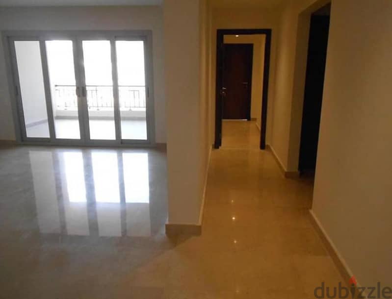 2 Bedrooms Ground Apartment in CFC New Cairo 4