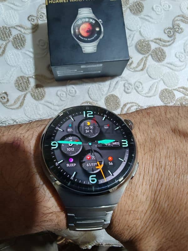 هواوي واتش 4برو تيتانيومhuawei watch 4pro 2