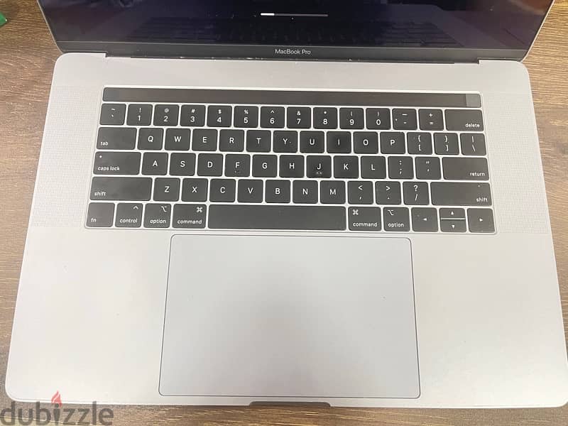 Macbook pro i9  2019  Touch Bar 9