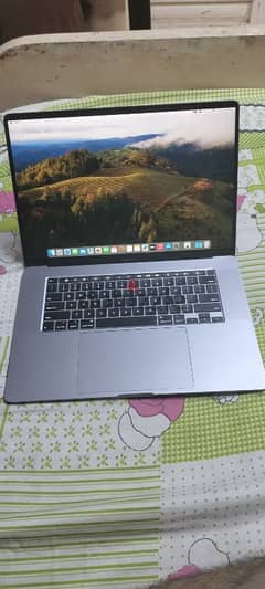 MacBook Pro 2019 16 inch Ram 64 Like New