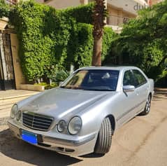 Mercedes-Benz E240 2001