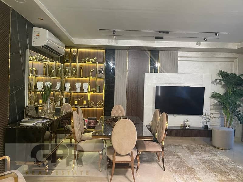 شقه للبيع متشطبه بالكامل استلام فورى جاهز للسكن  | Apartment for sale ready to move , Full Finished - 90 Avenue - Golden square 4