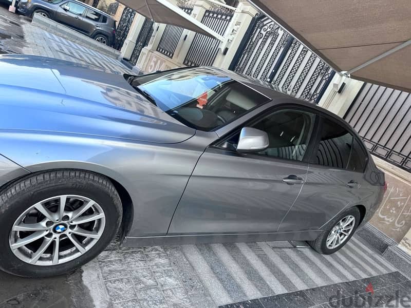 BMW 318 2019 Exclusive 64KM 3