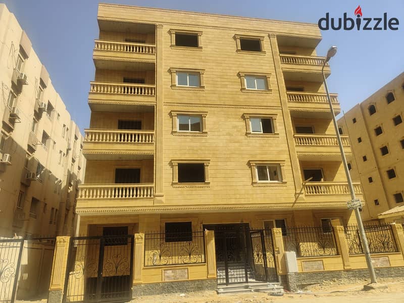 Building for sale Fifth Settlement Lotus minutes from Al-Nawadi Street minutes from the southern ninety The land area is 800 m 1