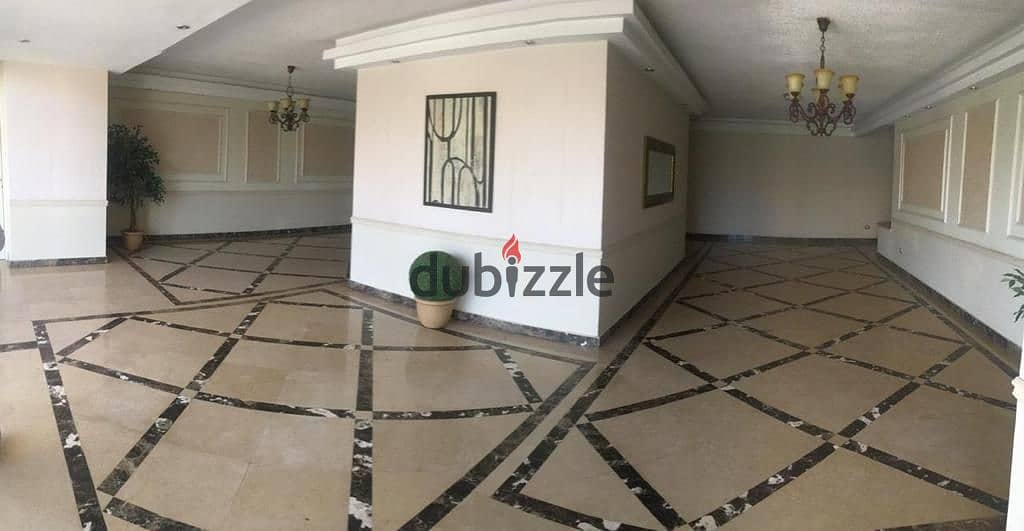 Furnished twin house for rent in Greens Compound - Sheikh Zayed. Building area: 303 square meters. Land area: 360 square meters. Location on a lake - 6