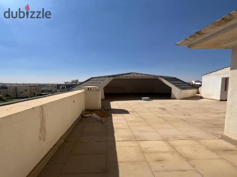 penthouse for sale at mountain view hyde park new cairo | Ready to move | prime location 22