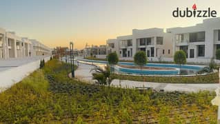 3-storey villa with private swimming pool, direct installments, on Dahshur Road, Sheikh Zayed, in Lake West, in front of STRIP MALL 0