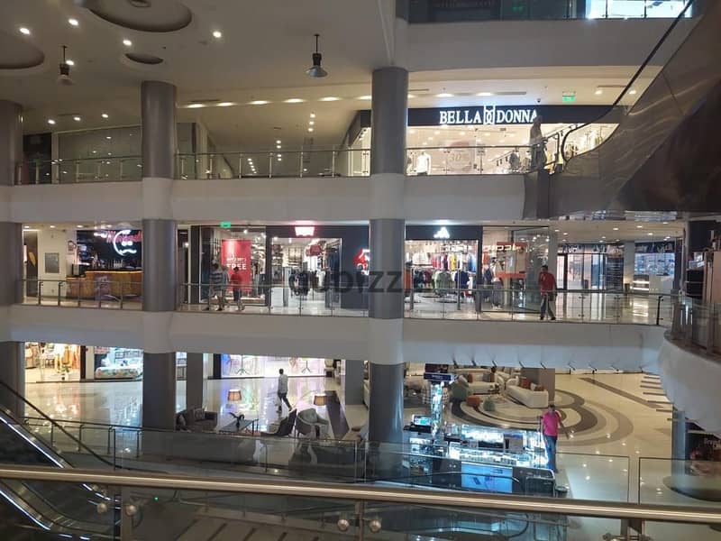 Commertial store for sale 64m in new cairo mirag mall 8