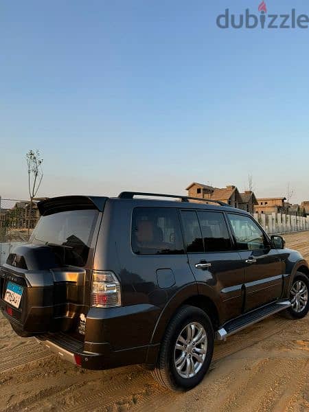 Mitsubishi Pajero 2016 4