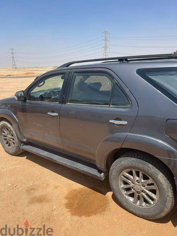 Toyota Fortuner 2013 3