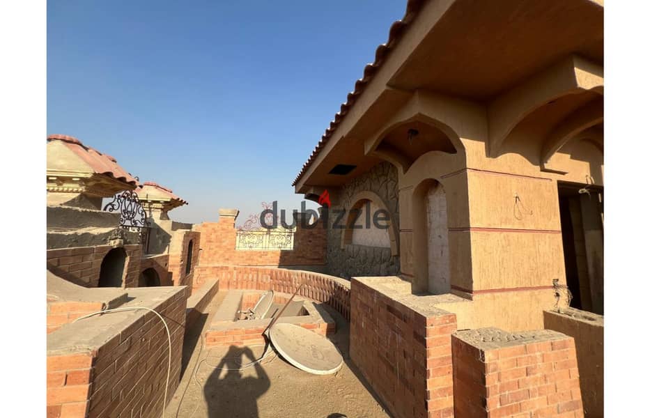 Apartment with roof for sale, 210+210 m in New Cairo 1