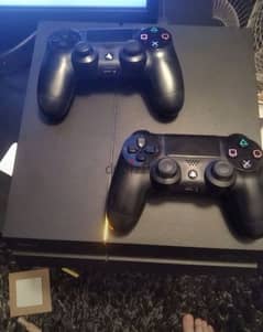 ps4 fat with 2 original joystick