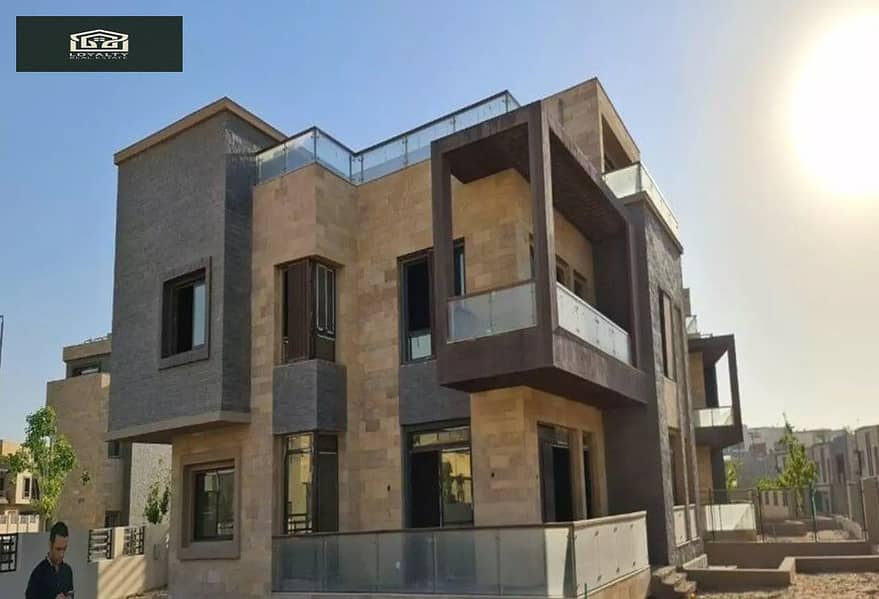 Townhouse for sale at a price lower than an apartment in Taj City for quick sale. new cairo 8