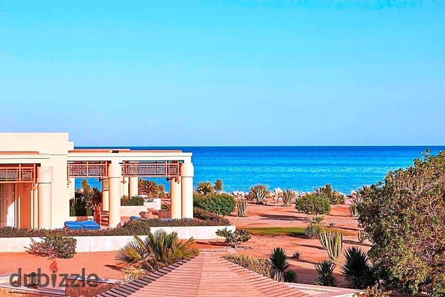 Chalet for sale, 119 m², ultra super luxury, overlooking the Red Sea waves in Soma Bay Village. 10