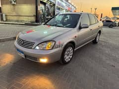 Nissan Sunny 2012