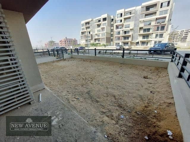 Ground apartment  in Palm hills new cairo 5