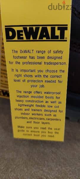 DEWALT SHOSE SIZE 41 new 14