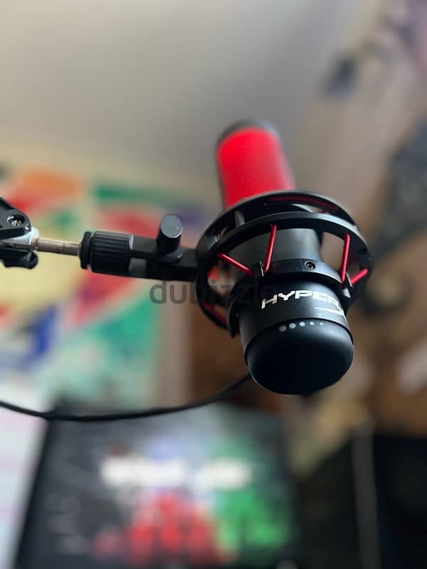 HyperX QuadCast Standalone Microphone 3