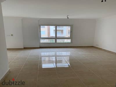 Apartment for rent 140 m in B10 with open view next to services and buses