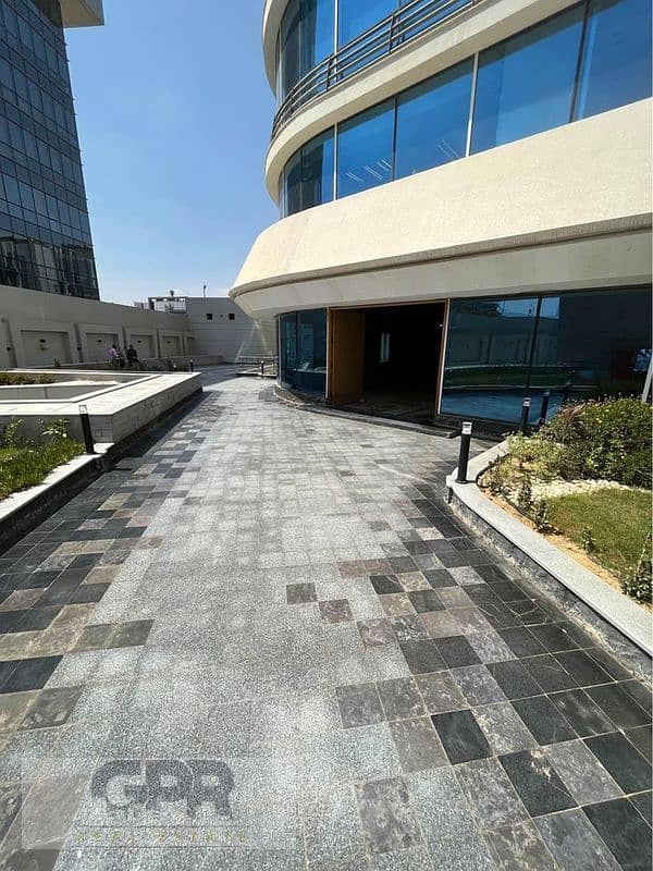 Redcon-Luxury office for sale direct front of AUC university in golden gate mall with best price 8