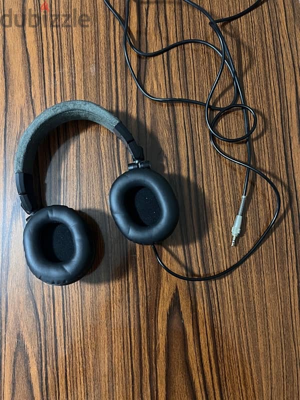 audio technica ath-m50 imported from USA 2