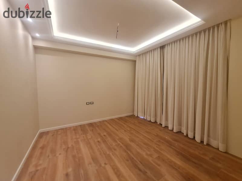 extra super lux apartment for rent 215m in silver palm near by the waterway with AC's and kitchen - prime location - landscape view  - first hand 9