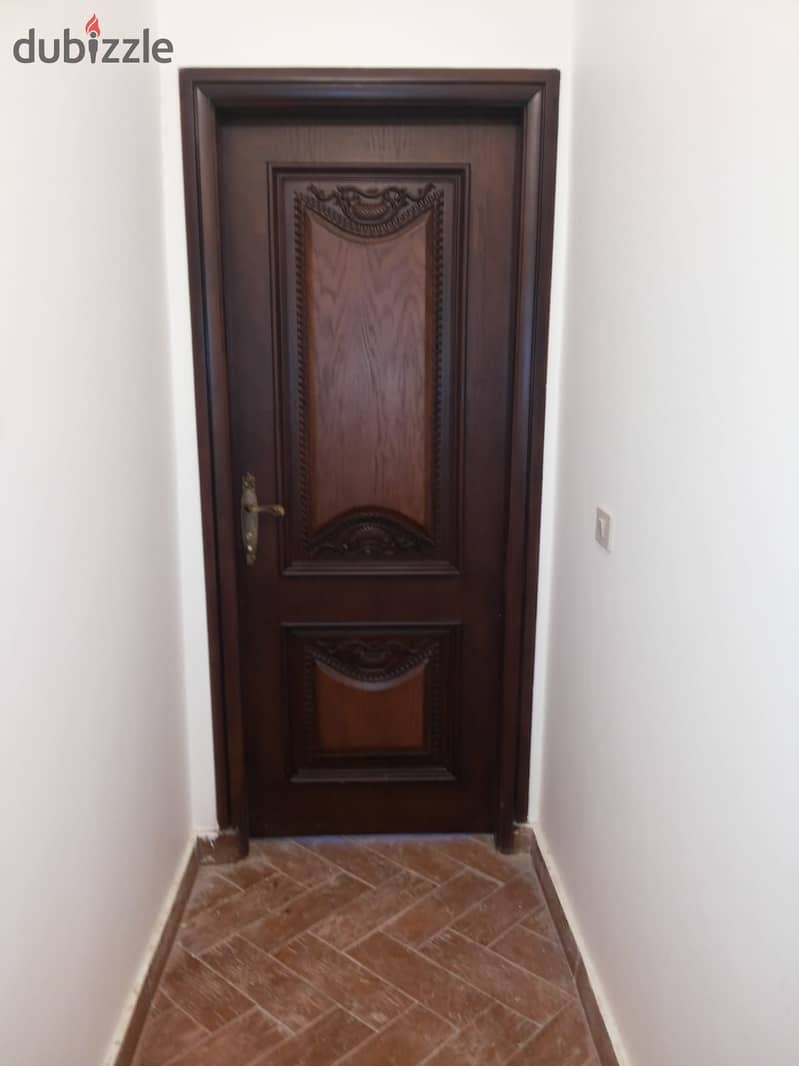 Apartment resale bahary fully finished Super Lux El Banafseg 4 villas 6