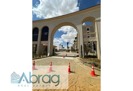 Resale Apartment Sheikh Zayed In installments Ready to Move Including finishing, air conditioners, maintenance, garage and clubhouse at a special pric