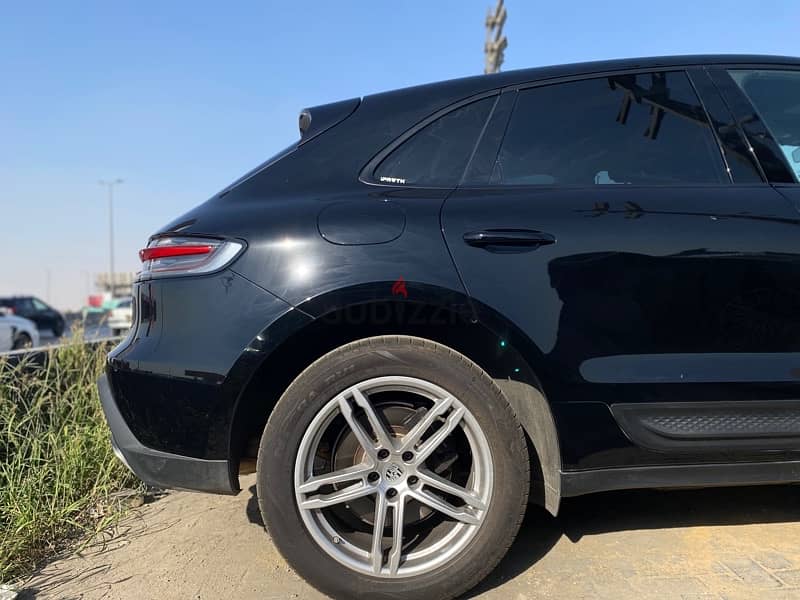 Porsche Macan 2024 - Mint condition 3