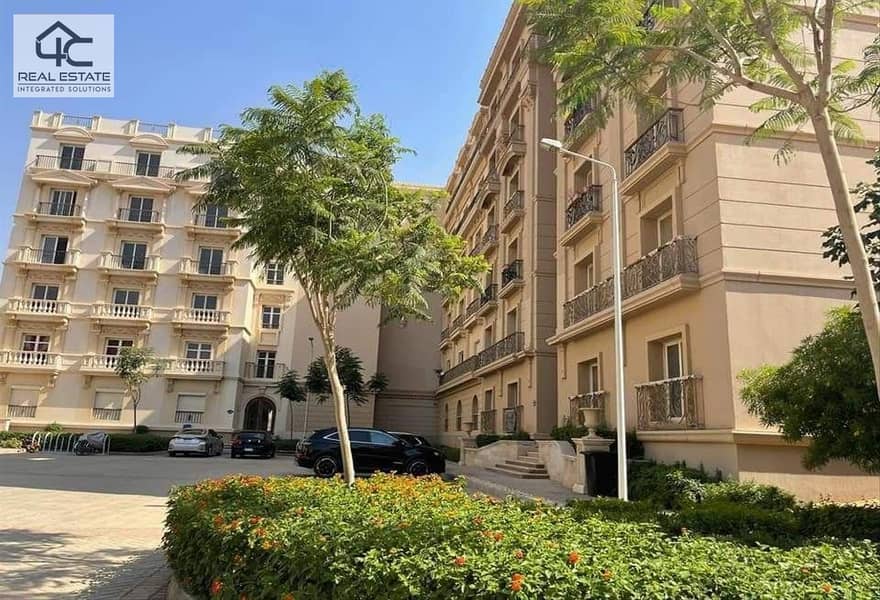 for sale apartment with garden view club house bahry installment under market price in hyde park 2