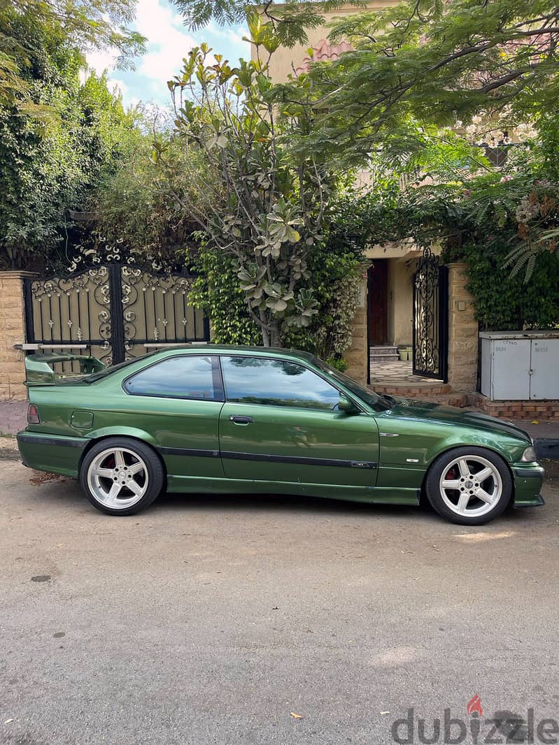 BMW E36 COUPE 0