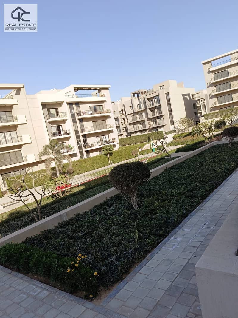 Apartment for sale, super luxurious, finished, 122 sqm, with garden 86 sqm, in Fifth Settlement 22