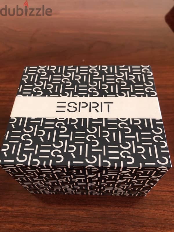 ساعة ماركة ESPRIT  جديدة وارد قطر 2