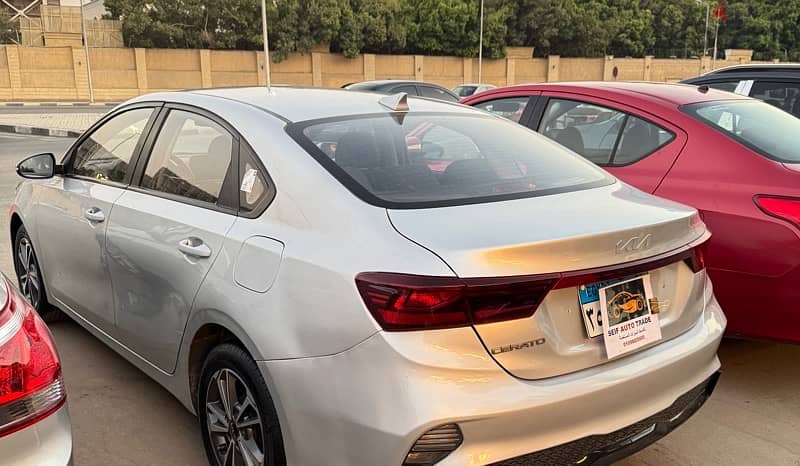 Kia Cerato 2022كيا جراند سيراتو كسر زيرو بمقدم ٣٥٠ الف 2