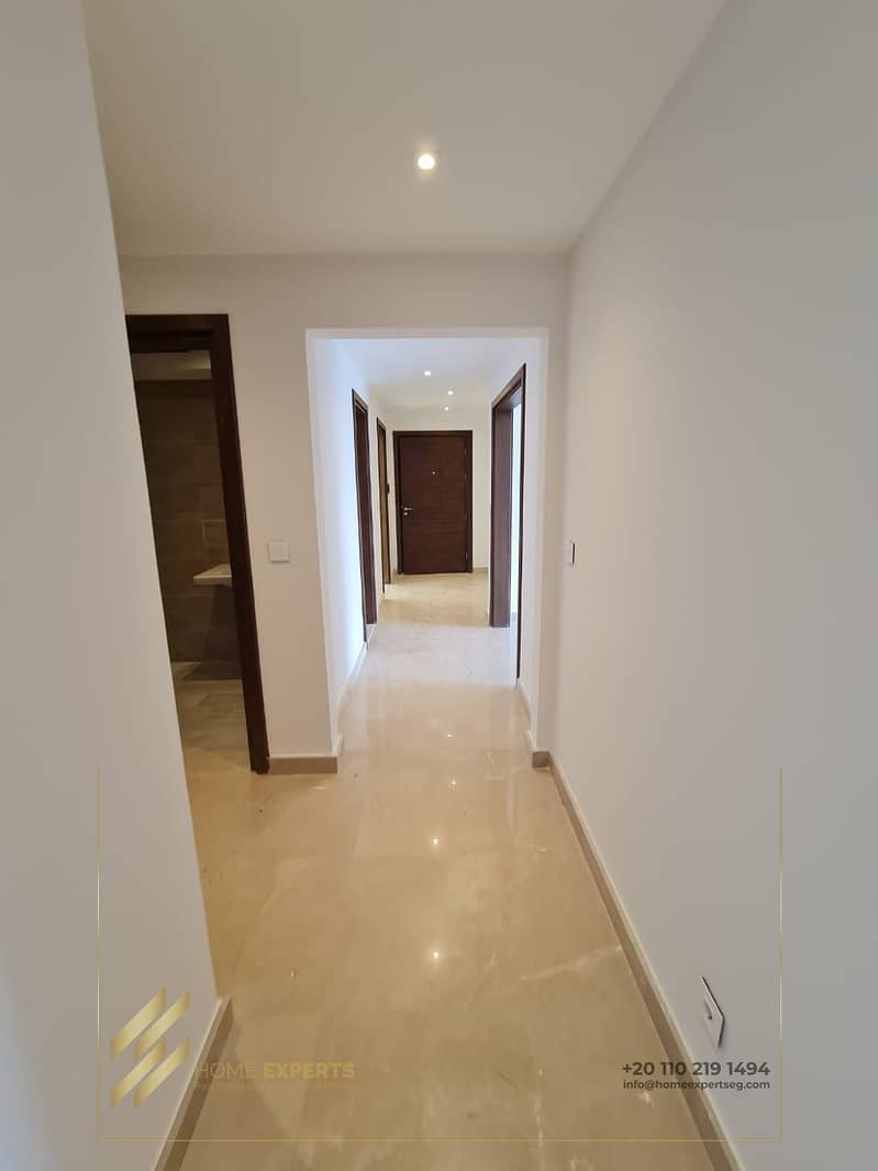 apartment for rent in cfc semi furnished kithcen acs 3