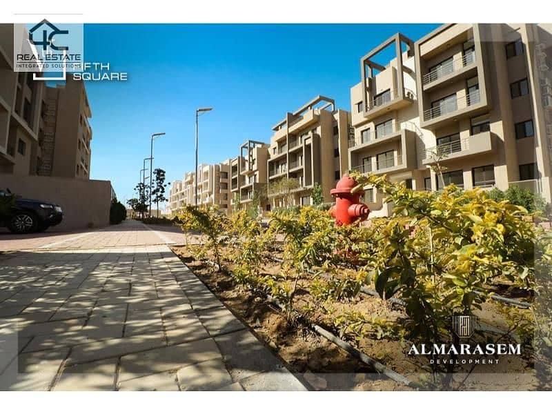 Apartment at the lowest market price, finished with air conditioners and installments, in Fifth Square on the 90th 6