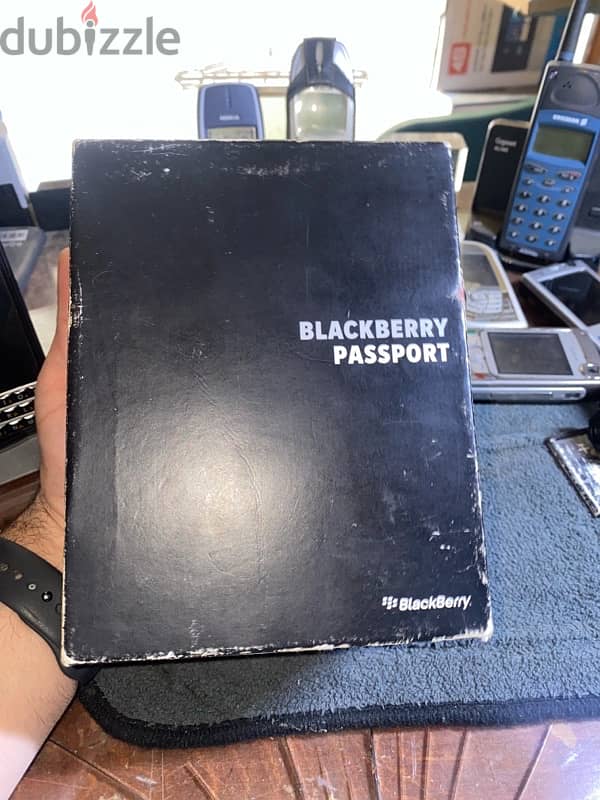 بلاك بيري باسبورت BlackBerry Passport 15