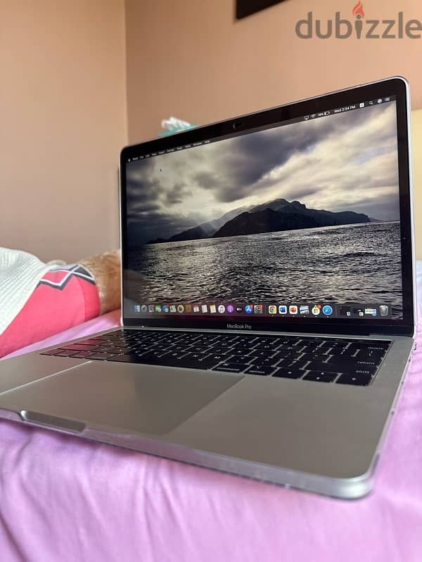 MacBook pro 2019 5