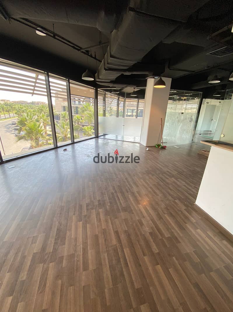 مكتب للايجار في بوليجن سوديك بيفرلي هيلز الشيخ زايد office for rent in the polygon el sheikh zayed 1